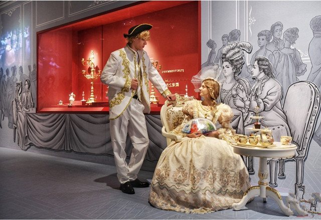 金沙遺址博物館“珍?藏——英國(guó)V&A博物館館藏吉爾伯特精品展”首場(chǎng)專題活動(dòng)在展廳精彩上演。