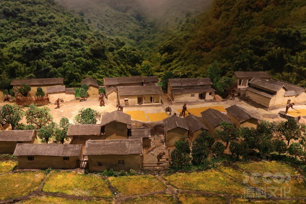 地方博物館設計中如何考慮可持續發展和資源利用的要求？